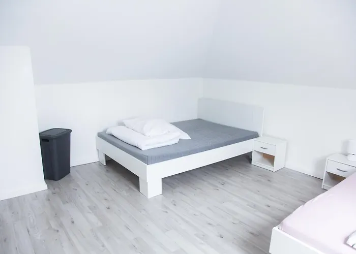 Mit Kueche, Garten Und Smart-tv Emden